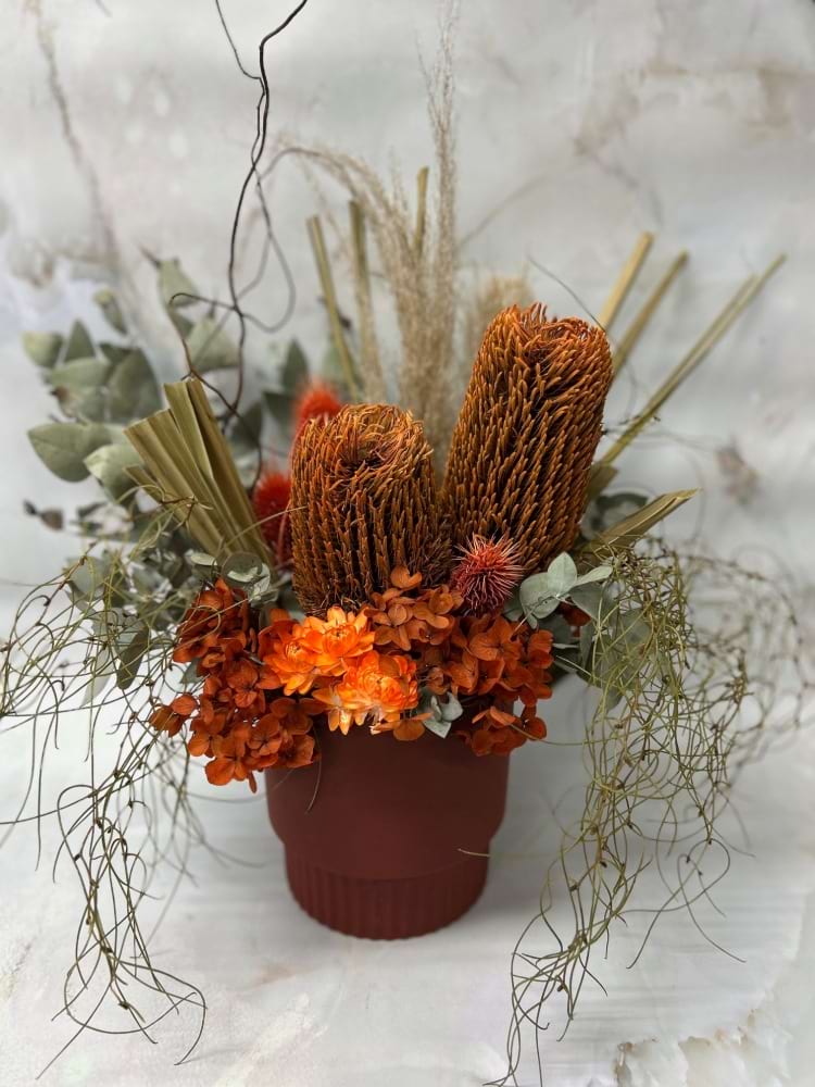 Dried Flower Arrangement in Autumnal Tones 