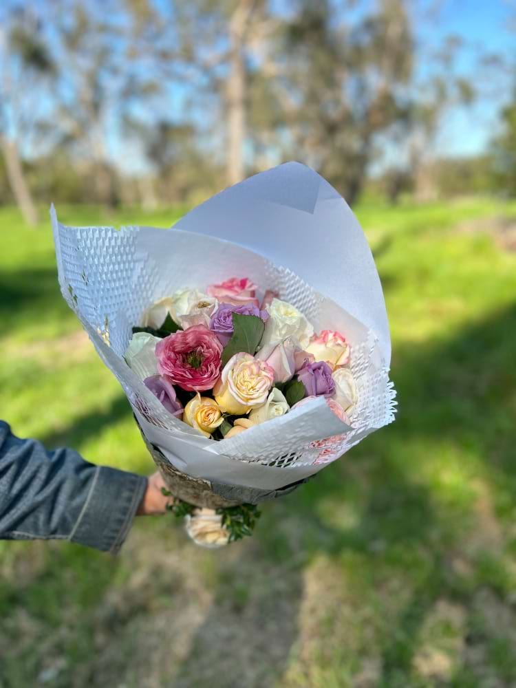 Pastel Roses - 40cm